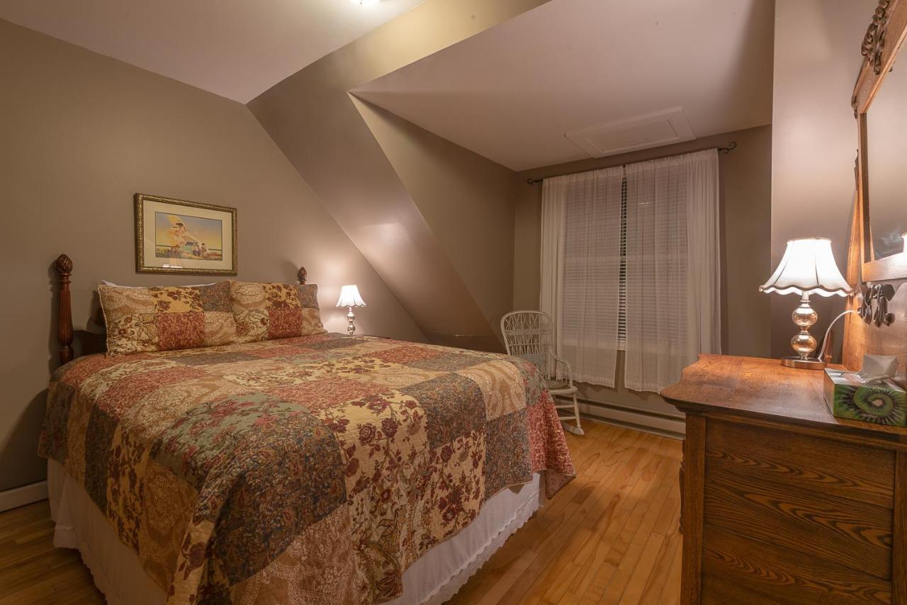 St. Martins Country Inn & Vaughan'S Restaurant 외부 사진